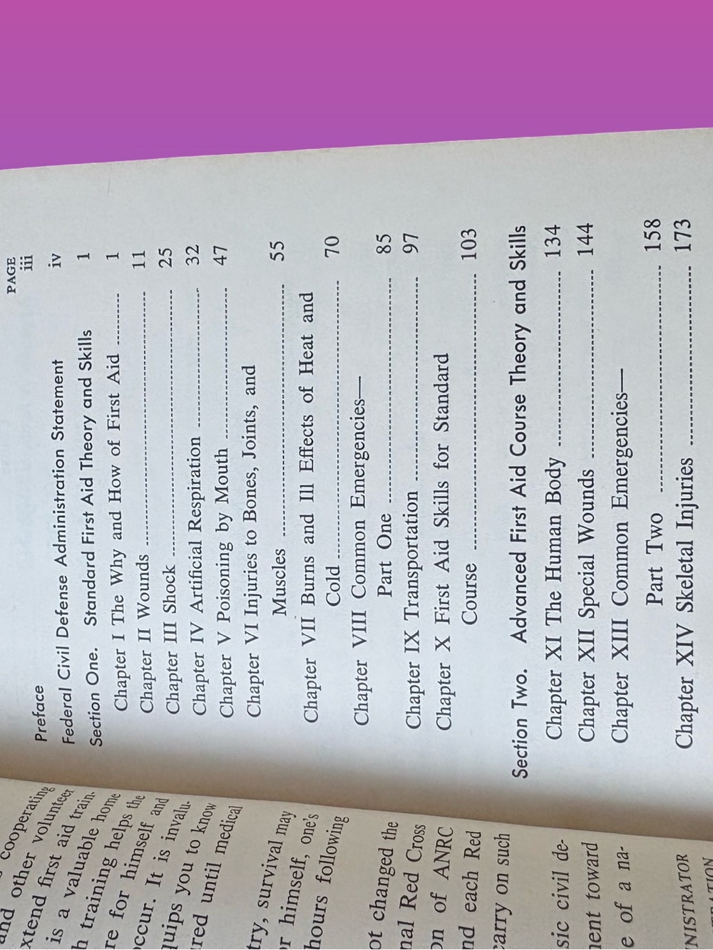 First Aid Guide Book - Green - - Picture 7 of 10